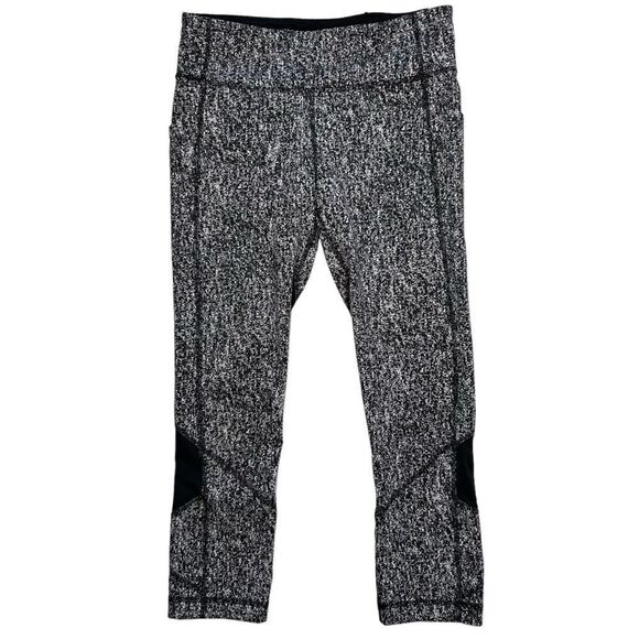 Lululemon Pace Rival Crop 19" Leggings in Suited Jacquard Black White / Black 6 - Picture 3 of 7